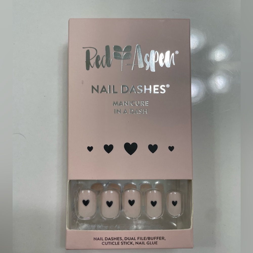 Red Aspen Heart Beats To Music Nail Dashes. New.